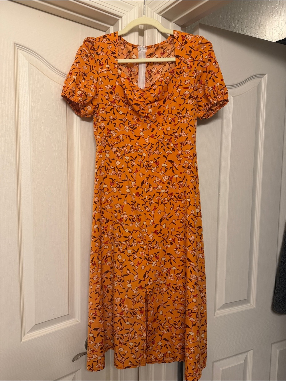 SHEIN Orange Floral Midi Dress with Puff Sleeves